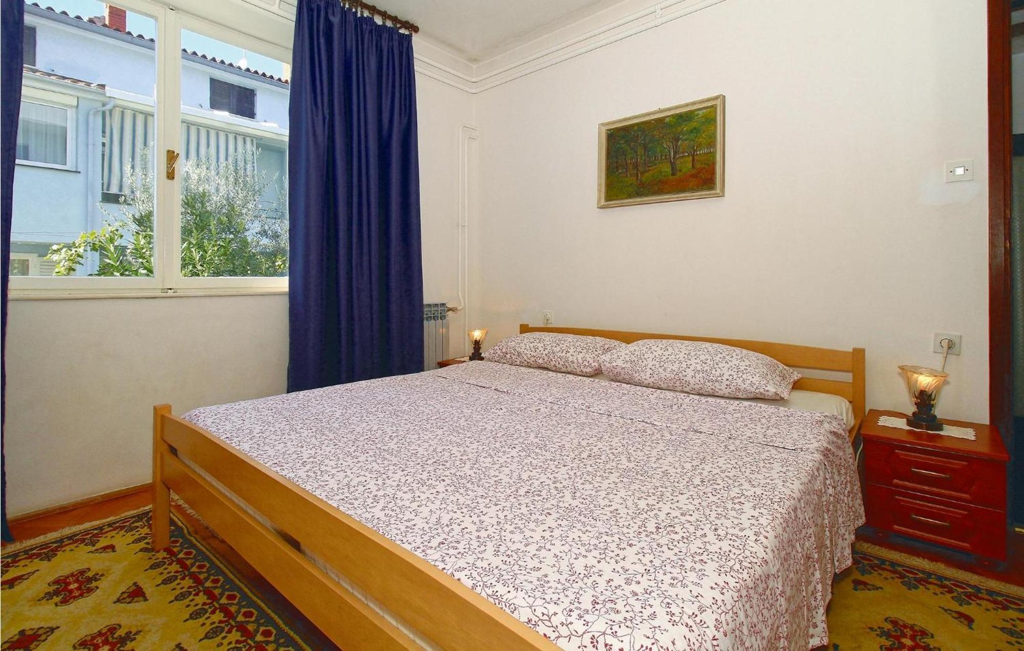 2 Bedroom In Apartment
