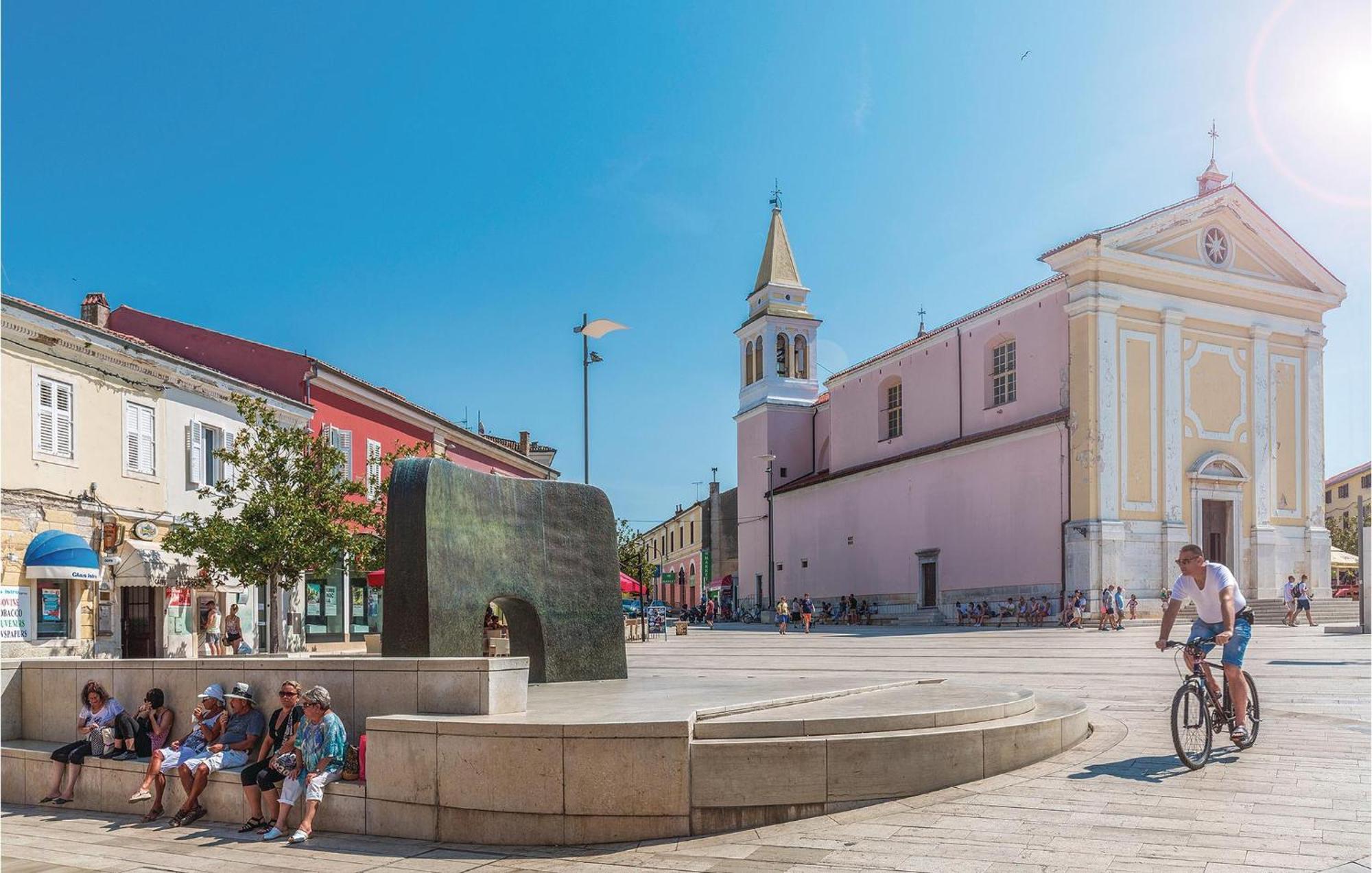 2 Bedroom In Apartament Poreč